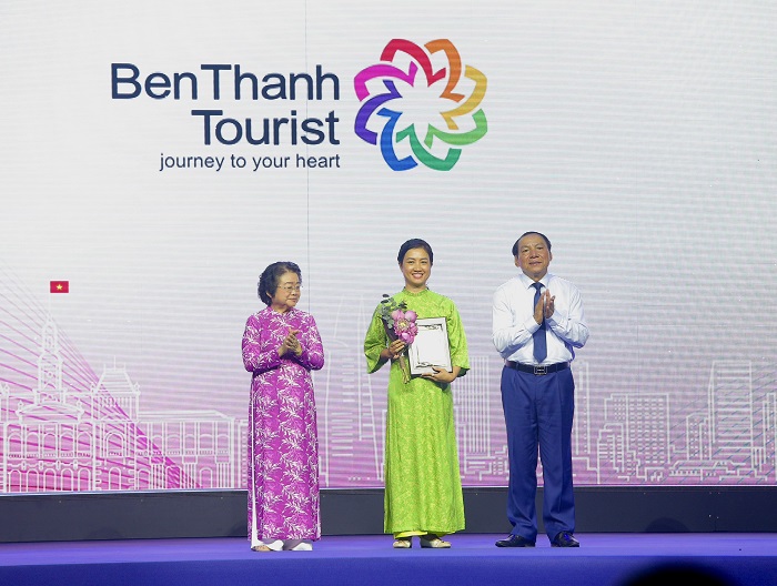 BenThanh Tourist nhận giải Top 10 doanh nghiệp lữ hành Outbound hàng đầu năm 2023
